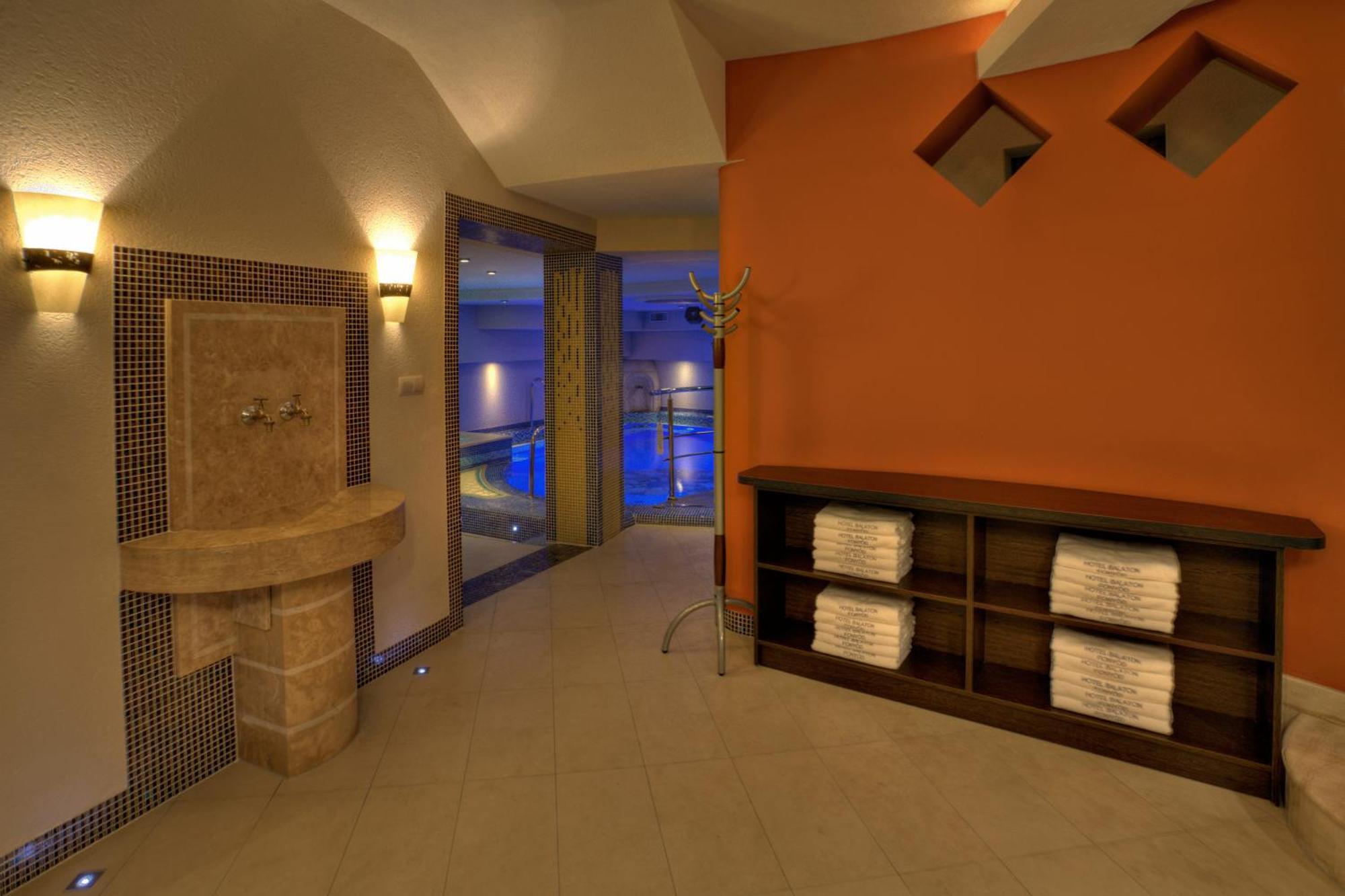 Hotel Balaton Fonyód מראה חיצוני תמונה